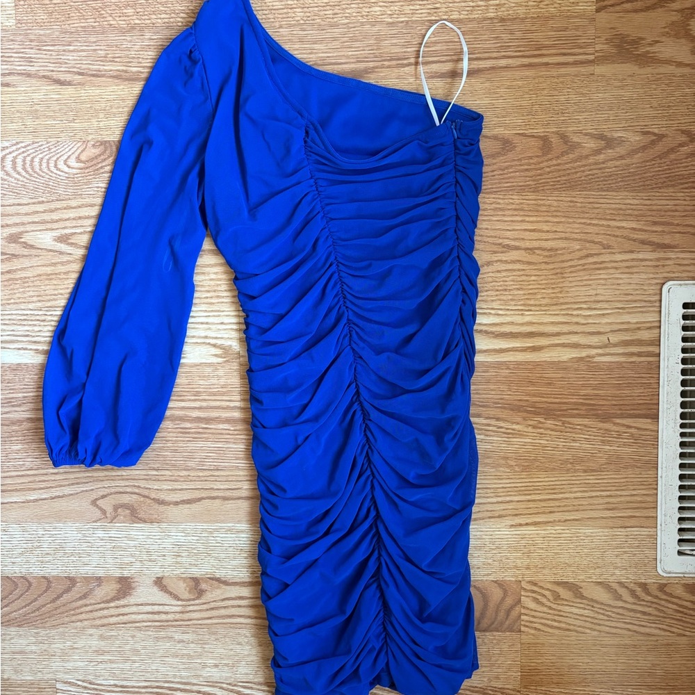 ONE SHOULDER DRESS